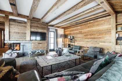 002 The Grand Wagrain