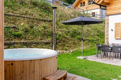 053 Alpenjoy Lodge