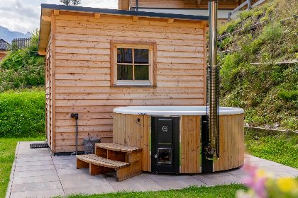054 Alpenjoy Lodge