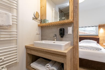 004 Apart33 Top 1 22 004 Apart33 Top 1 22