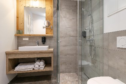 014 Apart33 Top 1 22 014 Apart33 Top 1 22