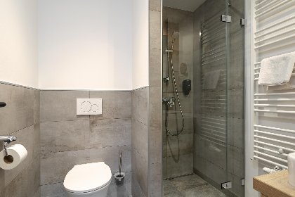 032 Apart33 Top 1 22 032 Apart33 Top 1 22