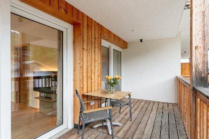 037 Apart33 Top 1 23