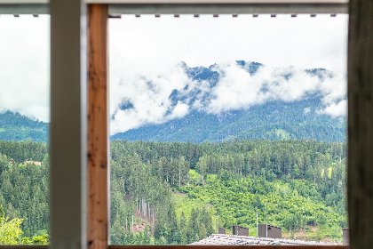 046 Apart33 Top 1 26