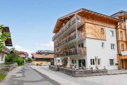 039 Apart33 Top 1 28