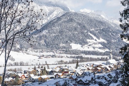 040 Apart33 Top 2 13