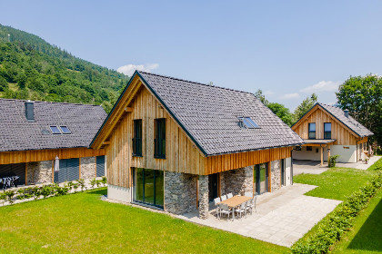 055 Mountain Chalet An der Mur