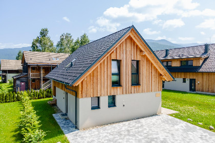 050 Mountain Chalet Berg Gluck
