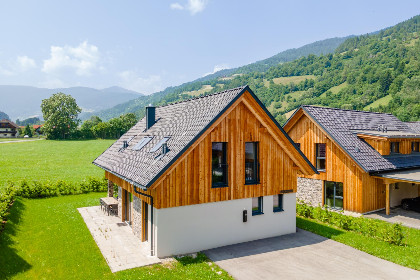 051 Mountain Chalet Krek Wak Wou