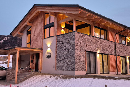 031 Almchalet Alpengluck