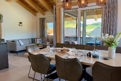 042 Almchalet Alpengluck