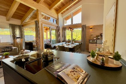 045 Almchalet Alpengluck