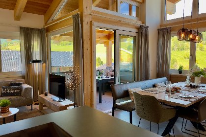 057 Almchalet Alpengluck