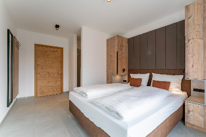 011 Grebenzen Lodges 49B