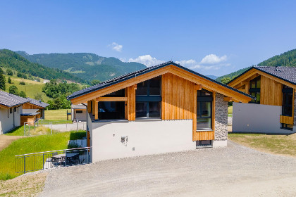 048 Grebenzen Lodges 49B