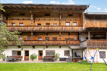 012 Am Bauernhof Top 1