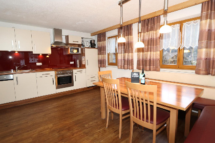 003 Apartment Hollwarth