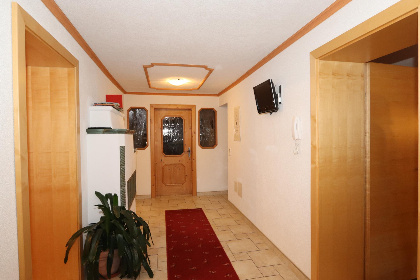 009 Apartment Hollwarth