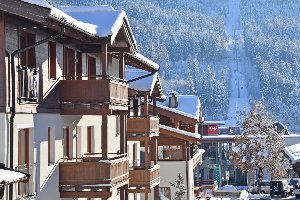 Next To The Ski Lift A 3 und A 4