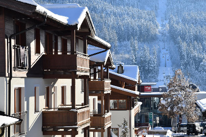 054 Next To The Ski Lift A 3 und A 4