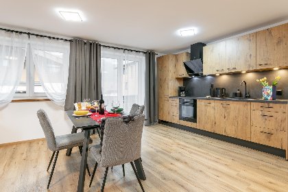 009 Tennerhof Apartments Top 2