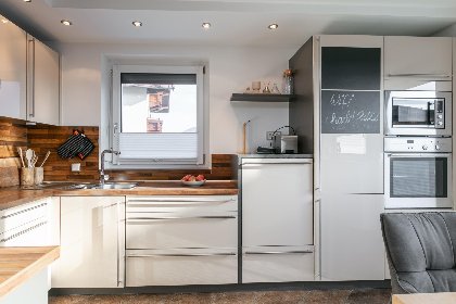 009 Kaiser Chalet Ebbs