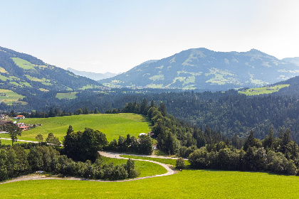 025 Blick ins Brixental