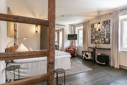 010 Tiroler Bergnest