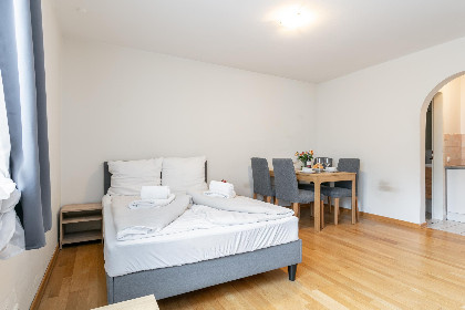 012 Town House 1 und 2