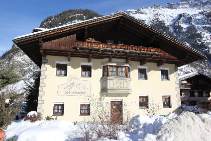 028 Schweizerhof Arnika