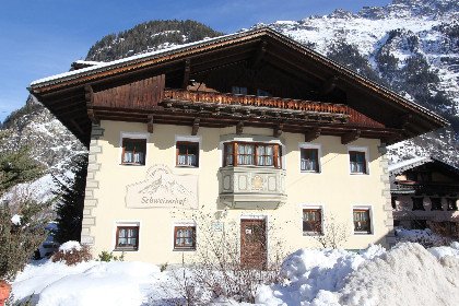 027 Schweizerhof Enzian
