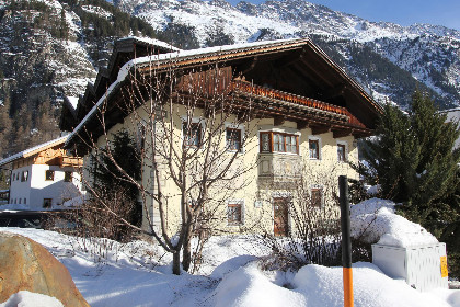028 Schweizerhof Enzian