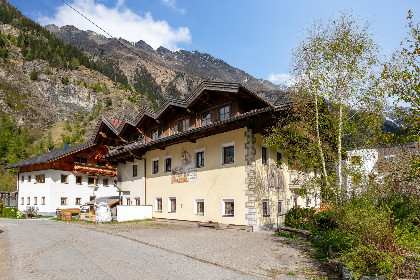 035 Schweizerhof Enzian