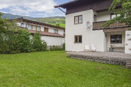 005 Berg und Bach
