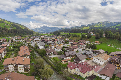 047 Berg und Bach