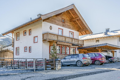 025 Chalet Staffner