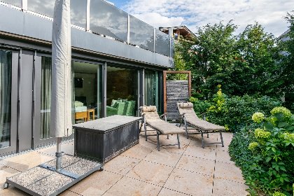 027 Exclusive Garden Suite