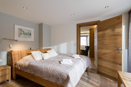 008 Premium Mountain View Suite