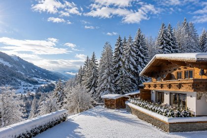 022 City Hide Away Hahnenkamm Top 1