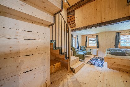 005 Raneburg 4 Almhaus