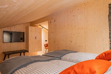 017 Raneburg 4 Almhaus