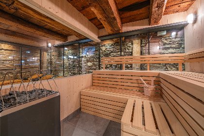 004 Raneburg 4 Futterhaus