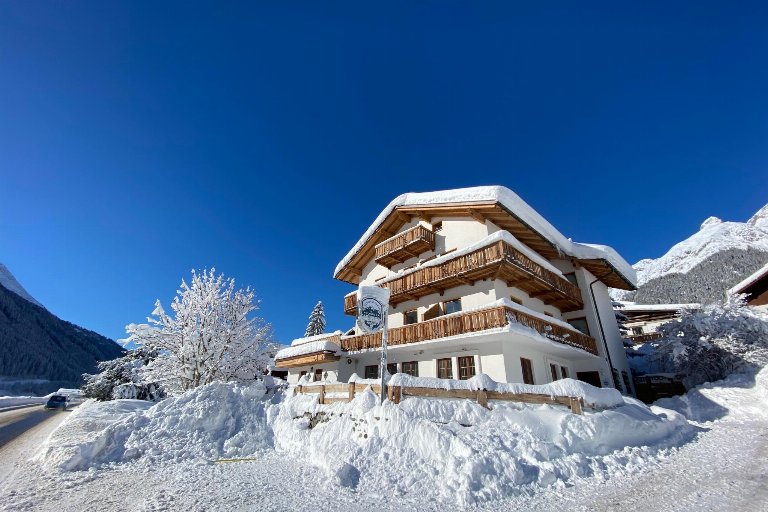 Oostenrijk, Tirol, Pettneu am Arlberg