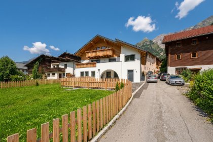 041 Alpenlodge Pettneu Lodge 2