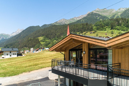 020 Chalet Pettneu am Arlberg   Top 3