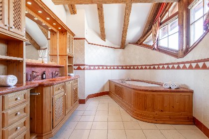 036 Kitzlodge S
