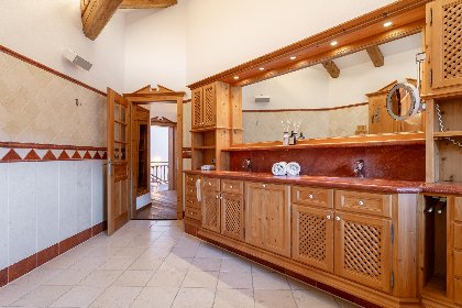 041 Kitzlodge S