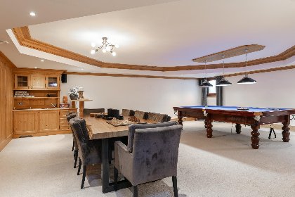 049 Kitzlodge S