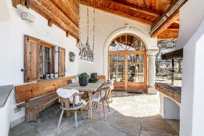 056 Kitzlodge S