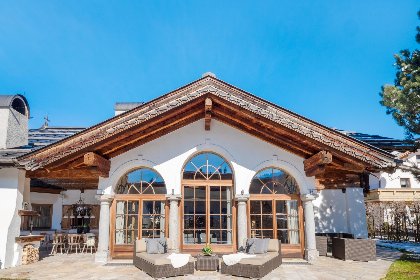 058 Kitzlodge S